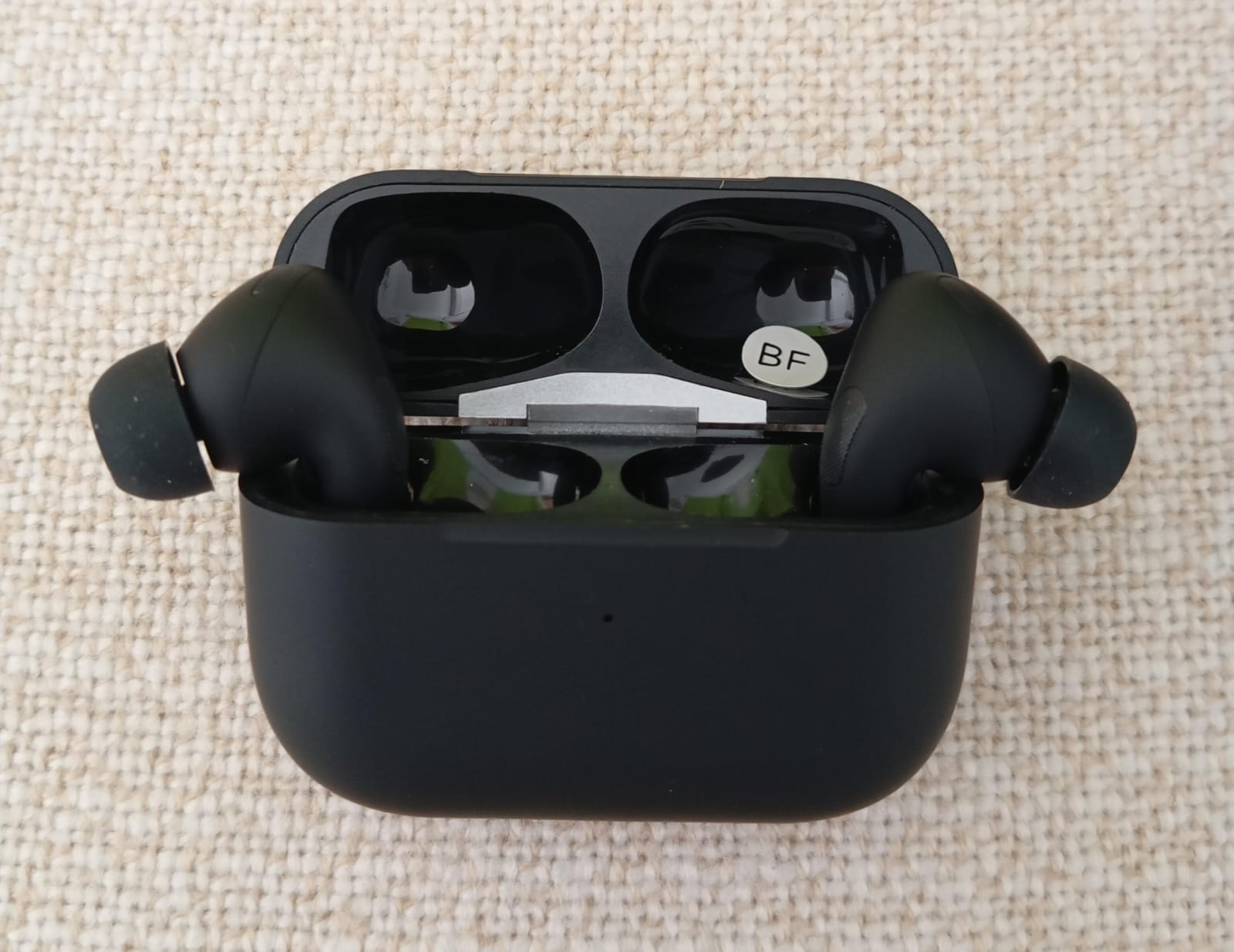 Pro 2 Wireless Bluetooth Earbuds Type-C Charging Earphones